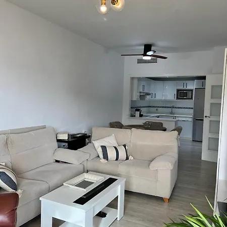 شقة Fuengirola, Dona Sofia Amazing Sea View *
