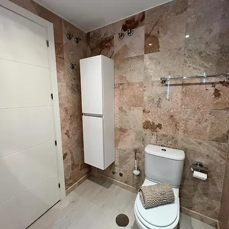 Fuengirola, Dona Sofia Amazing Sea View شقة فوينخيرولا