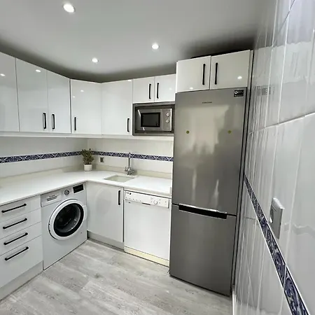 Fuengirola, Dona Sofia Amazing Sea View شقة فوينخيرولا